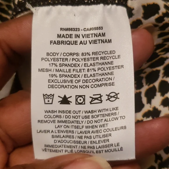 Nike Women's Animal Print Leggings. - Picture 5 of 12